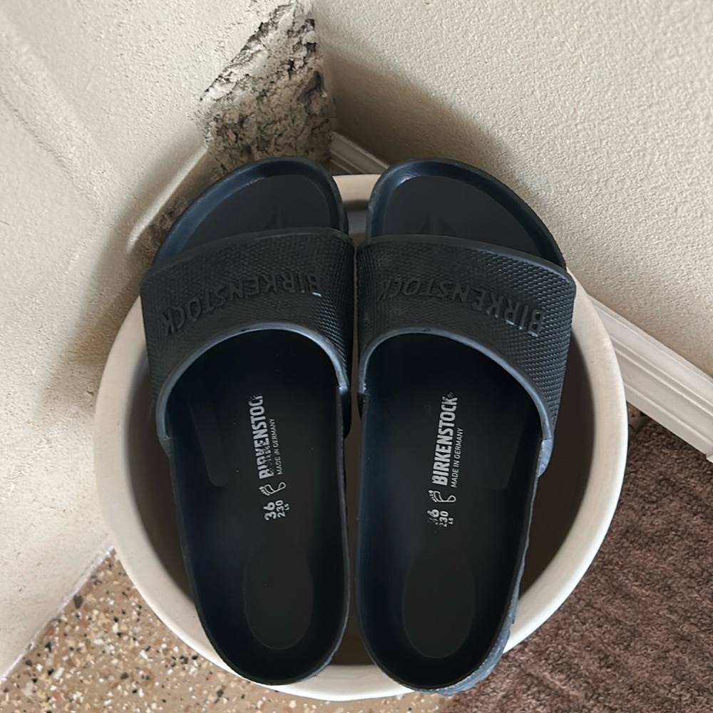 Black Birkenstock slides women’s size 36